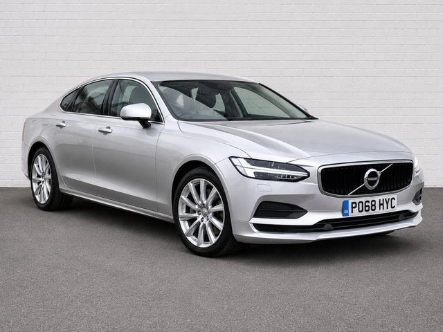 View our Volvo S90 2.0 T4 GPF Momentum Saloon 4dr Petrol Auto Euro 6 (s/s) (190 ps)