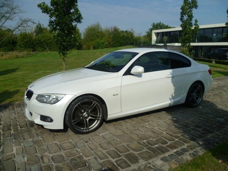 USED 2011 60 BMW 3 SERIES 2.0 320i M Sport Coupe 2dr Petrol Steptronic Euro 5 (170 ps) 