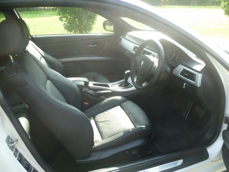 USED 2011 60 BMW 3 SERIES 2.0 320i M Sport Coupe 2dr Petrol Steptronic Euro 5 (170 ps) 