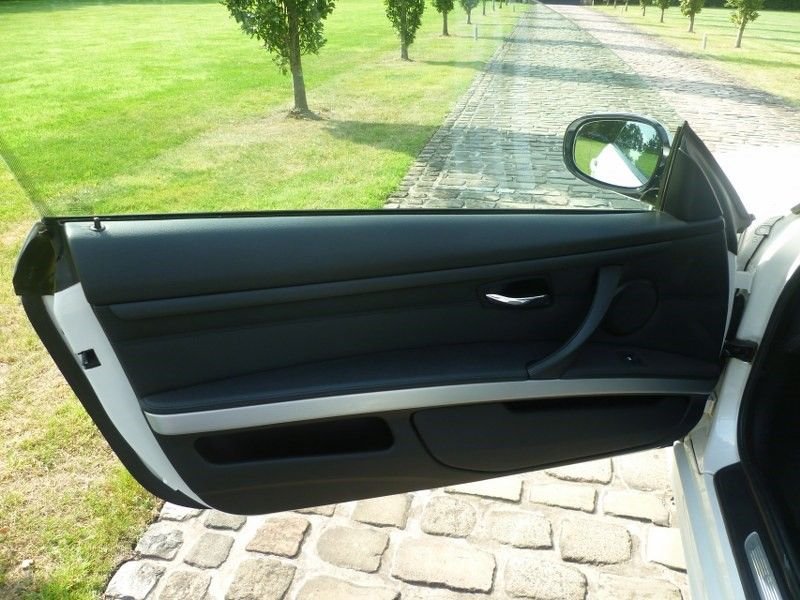 USED 2011 60 BMW 3 SERIES 2.0 320i M Sport Coupe 2dr Petrol Steptronic Euro 5 (170 ps) 