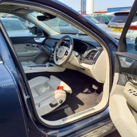 USED 2020 20 VOLVO XC90 2.0h T8 Twin Engine Recharge 11.6kWh Inscription Pro SUV 5dr Petrol Plug-in Hybrid Auto 4WD Euro 6 (s/s) (390 ps) &zwnj;GENUINE MILES HYBRID PLUG IN