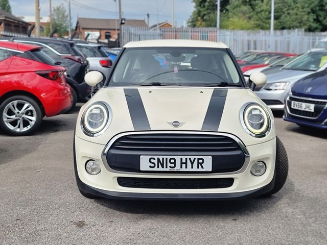 2019 MINI HATCH 1.5 One Classic Hatchback 5dr Petrol Manual Euro 6 (s/s) (102 ps) - Photo 2