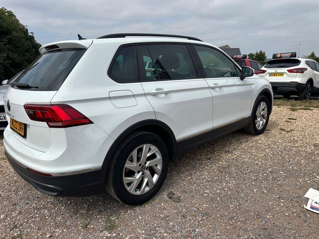 2022 VOLKSWAGEN TIGUAN - Photo 7