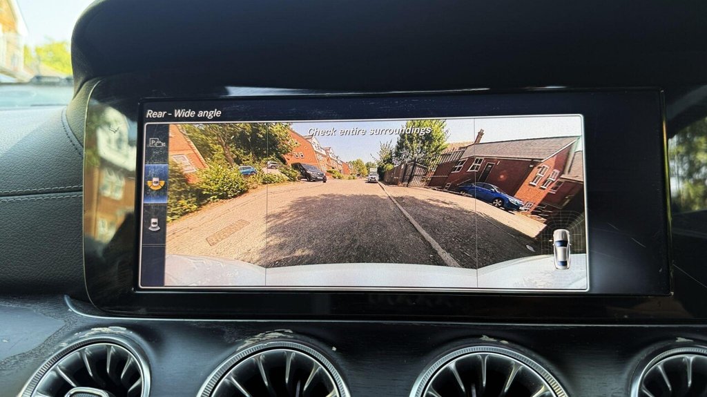USED 2018 18 MERCEDES-BENZ E CLASS 2.0 E220d AMG Line (Premium) G-Tronic+ Euro 6 (s/s) 2dr LOW MILES|PANROOF|CARPLAY|MORE
