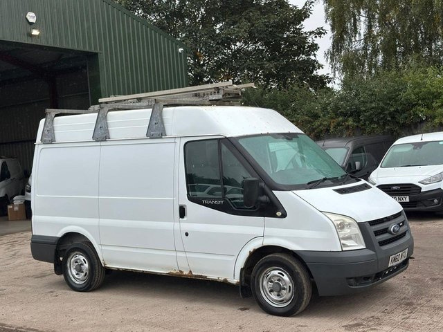 2011 FORD TRANSIT
