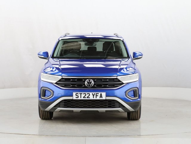 2022 Volkswagen T-Roc 1L Life 5dr - Photo 2