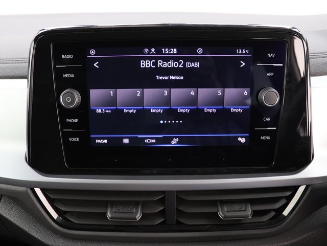 2022 Volkswagen T-Roc 1L Life 5dr - Photo 12