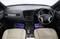 USED 2019 19 MITSUBISHI OUTLANDER 2.4h TwinMotor 13.8kWh 5h SUV 5dr Petrol Plug-in Hybrid CVT 4WD Euro 6 (s/s) (209 ps) 
