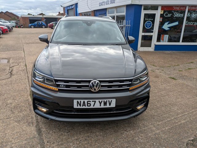 2017 VOLKSWAGEN TIGUAN 2.0 TDI R-Line SUV 5dr Diesel DSG 4Motion Euro 6 (s/s) (150 ps) - Photo 2