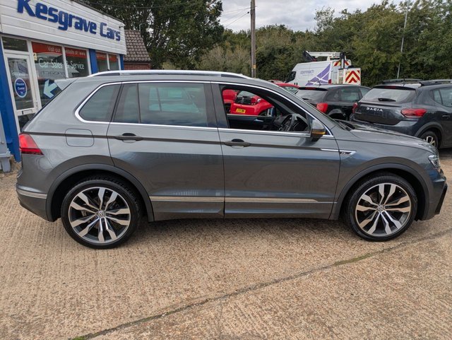 2017 VOLKSWAGEN TIGUAN 2.0 TDI R-Line SUV 5dr Diesel DSG 4Motion Euro 6 (s/s) (150 ps) - Photo 8