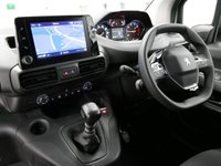 USED 2022 22 PEUGEOT PARTNER 1.5 BLUEHDI 100 BHP 950KG LONG PROFESSIONAL PREMIUM ( SAT NAV ) 1 OWNER | SAT NAV | 3 SEATS | LONG WHEELBASE