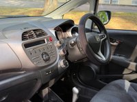 USED 2009 09 HONDA JAZZ 1.4 i-VTEC ES Hatchback 5dr Petrol i SHIFT Euro 4 (100 ps) 