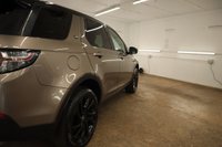 USED 2016 16 LAND ROVER DISCOVERY SPORT 2.0 TD4 HSE Black SUV 5dr Diesel Auto 4WD Euro 6 (s/s) (180 ps) 