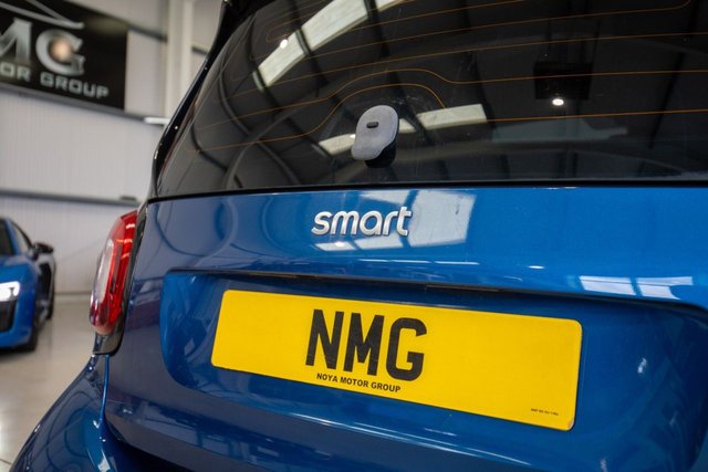 2017 Smart Fortwo 1L Prime Sport 2dr - Photo 11