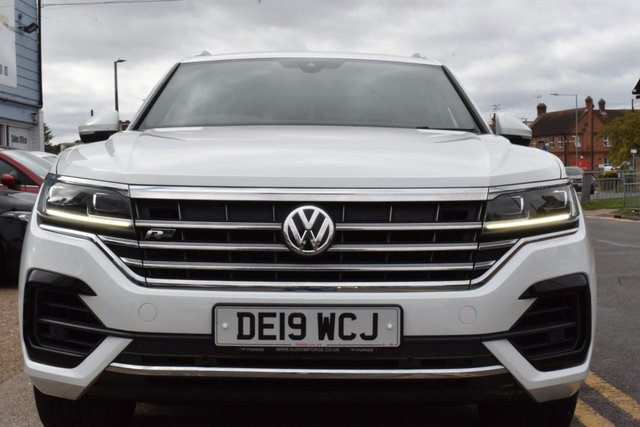 View our VOLKSWAGEN TOUAREG