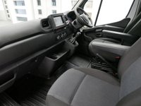 USED 2023 23 NISSAN INTERSTAR 2.3 DCI 145 BHP L3 LONG TEKNA TWIN WHEEL TIPPER ( TOOL POD ) 1 OWNER | AIR CON | SAT NAV | TWIN WHEEL