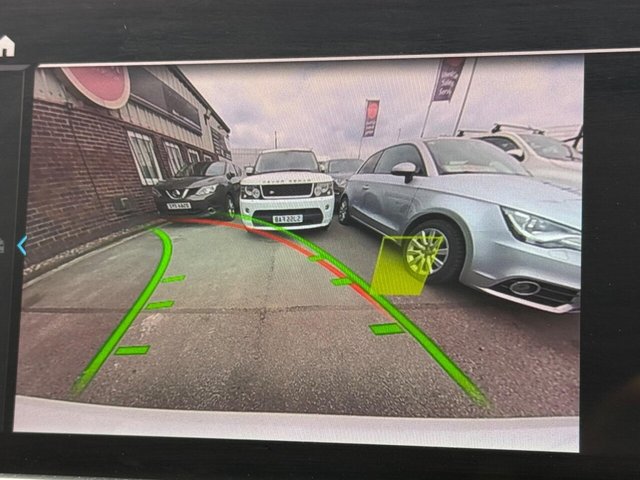 2021 BMW 3 SERIES - Photo 10