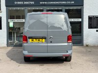 USED 2021 71 VOLKSWAGEN TRANSPORTER T6.1 2.0 TDI 110PS EU6 HIGHLINE SWB PANEL VAN  FULL SERVICE HISTORY INCLUDING CAMBELT * AIRCON * APPLE CAR PLAY * FRONT & REAR PARK AID