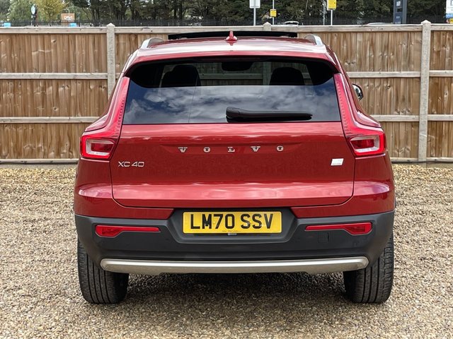 2020 VOLVO XC40 - Photo 4