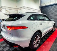 USED 2017 T JAGUAR F-PACE 2.0 D180 R-Sport SUV 5dr Diesel Auto AWD Euro 6 (s/s) (180 ps) 