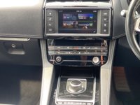 USED 2017 T JAGUAR F-PACE 2.0 D180 R-Sport SUV 5dr Diesel Auto AWD Euro 6 (s/s) (180 ps) 