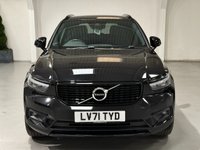 USED 2022 71 VOLVO XC40 2.0 B4 MHEV R Design Pro SUV 5dr Petrol Hybrid DCT Auto Euro 6 (s/s) (197 ps) SUV
