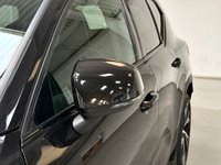 USED 2022 71 VOLVO XC40 2.0 B4 MHEV R Design Pro SUV 5dr Petrol Hybrid DCT Auto Euro 6 (s/s) (197 ps) SUV