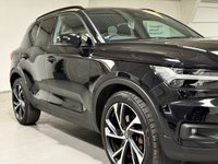 USED 2022 71 VOLVO XC40 2.0 B4 MHEV R Design Pro SUV 5dr Petrol Hybrid DCT Auto Euro 6 (s/s) (197 ps) SUV