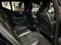 USED 2022 71 VOLVO XC40 2.0 B4 MHEV R Design Pro SUV 5dr Petrol Hybrid DCT Auto Euro 6 (s/s) (197 ps) SUV