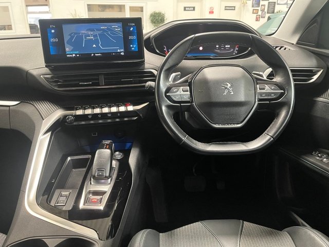 View our PEUGEOT 5008
