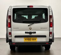 USED 2016 66 RENAULT TRAFIC LL29 SPORT NAV DSI 8 Seater MPV 8 Seater MPV