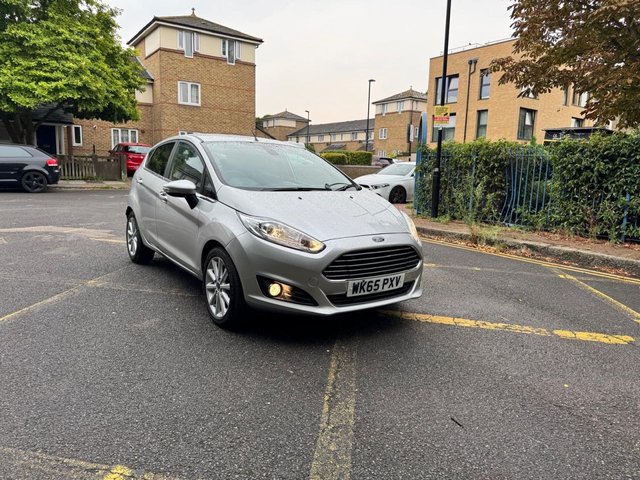 2015 65 FORD FIESTA 1.0T EcoBoost Titanium Hatchback 5dr Petrol Powershift Euro 6 (100 ps) Bluetooth, Air Conditioning