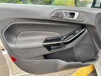 USED 2015 65 FORD FIESTA 1.0T EcoBoost Titanium Hatchback 5dr Petrol Powershift Euro 6 (100 ps) Bluetooth, Air Conditioning