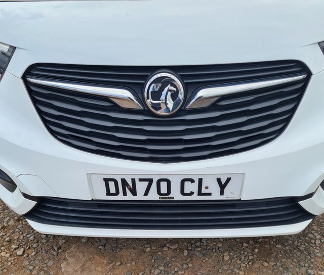 View our Vauxhall Combo 1.5 Turbo D 2300 Sportive Panel Van 4dr Diesel Manual L2 H1 Euro 6 (s/s) (100 ps)