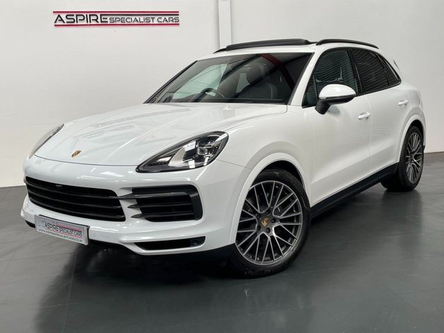 2019 PORSCHE CAYENNE