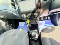 USED 2016 16 RENAULT CAPTUR 0.9 TCe ENERGY Dynamique Nav SUV 5dr Petrol Manual Euro 6 (s/s) (90 ps) Stunning Two Tone Tahoe Blue and Ivory paint with Low Mileage