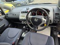 USED 2005 05 HONDA JAZZ 1.4 i-DSI SE Hatchback 5dr Petrol CVT-7 (139 g/km, 82 bhp) Auto_Low Insurance_1.4L_Petrol_Ulez