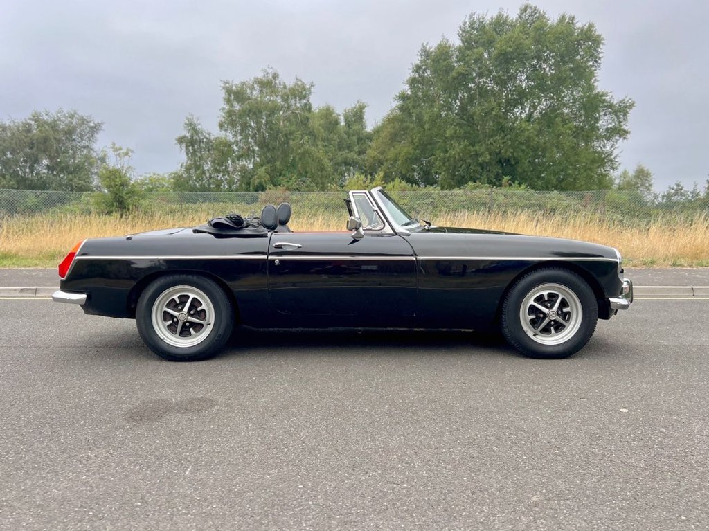 USED 1975 MG MGB Roadster 1800cc // 1 previous owner car // px swap 