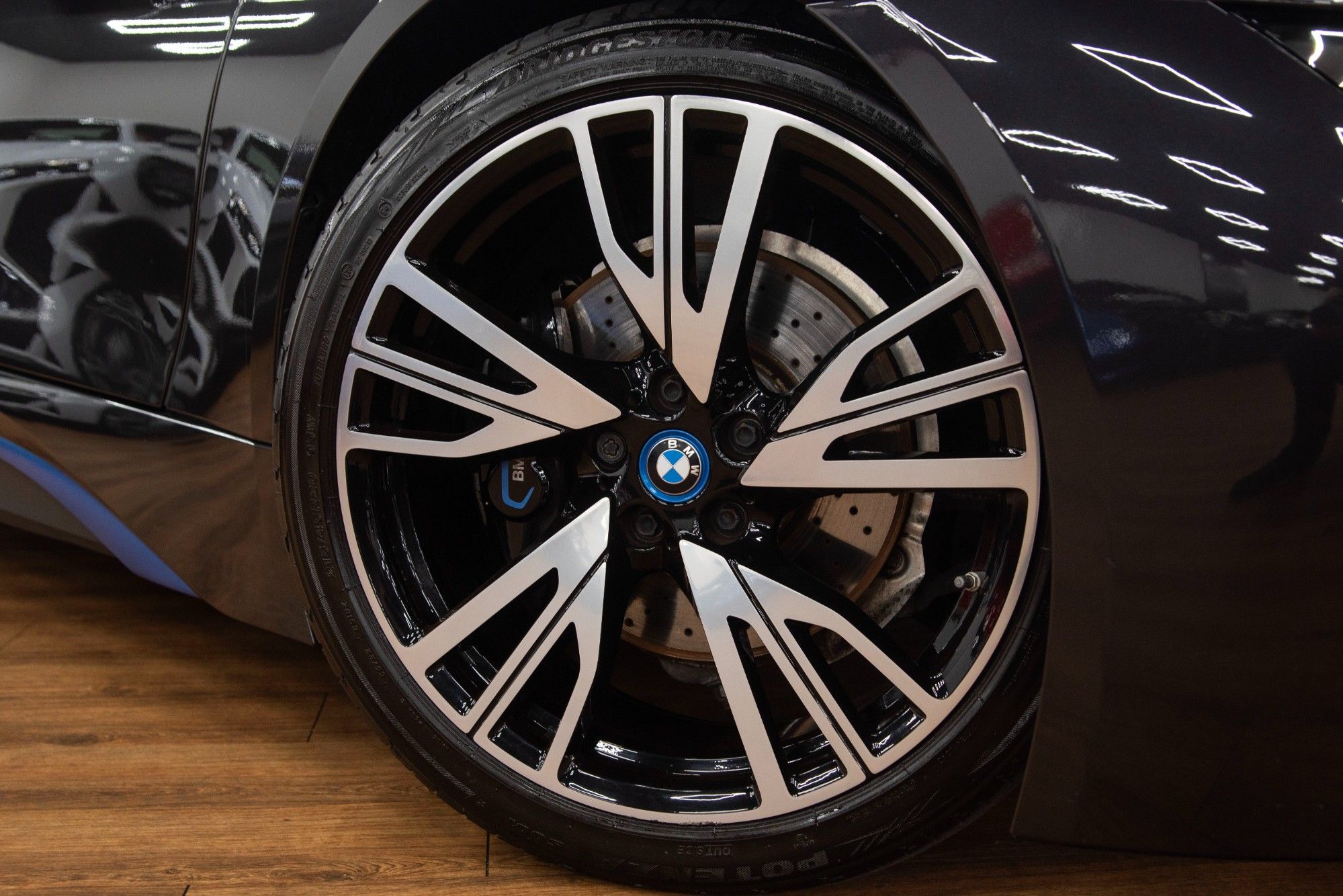 USED 2019 68 BMW I8 1.5 11.6kWh Roadster 2dr Petrol Plug-in Hybrid  