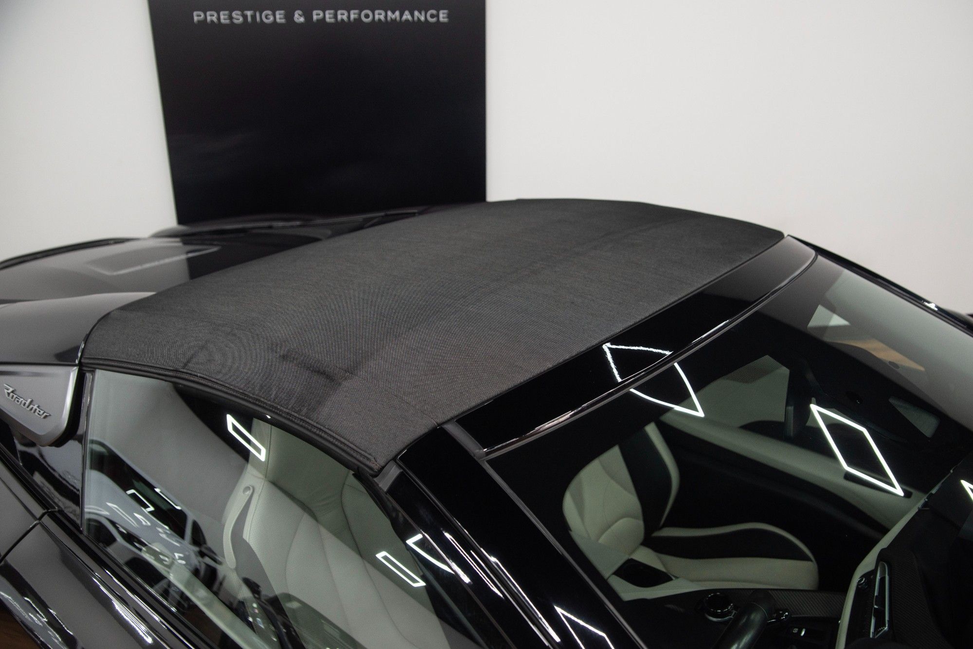 USED 2019 68 BMW I8 1.5 11.6kWh Roadster 2dr Petrol Plug-in Hybrid  