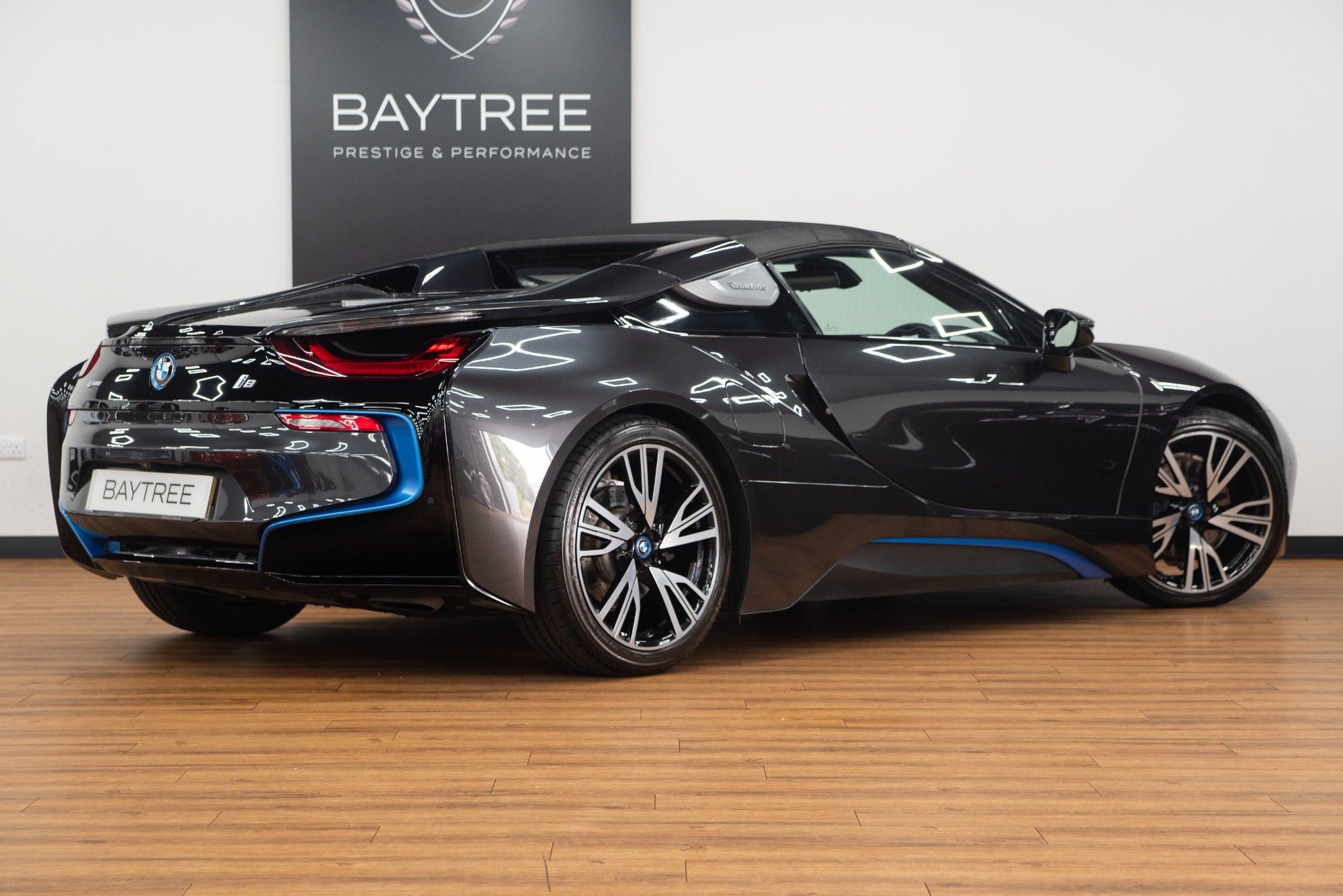USED 2019 68 BMW I8 1.5 11.6kWh Roadster 2dr Petrol Plug-in Hybrid  