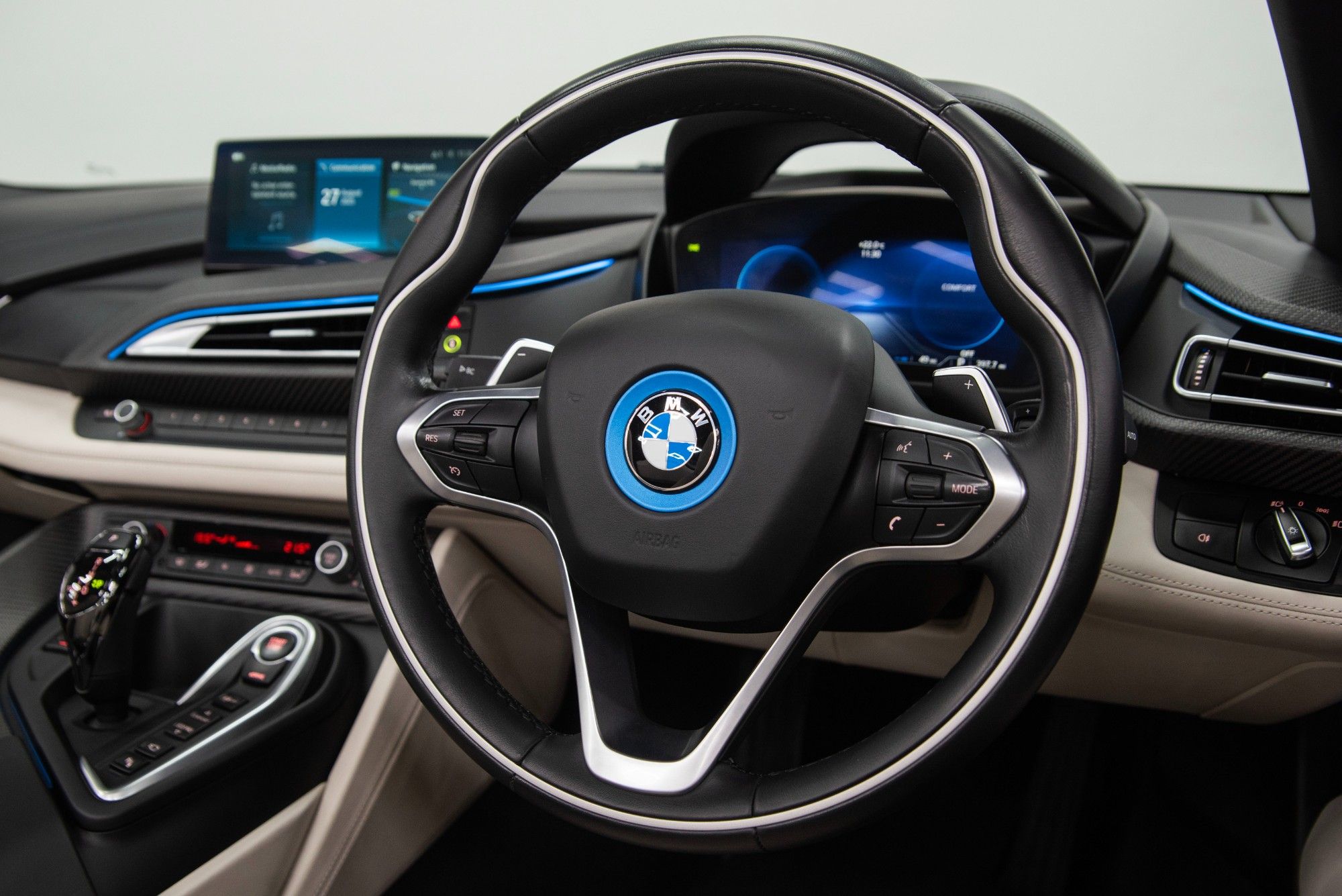 USED 2019 68 BMW I8 1.5 11.6kWh Roadster 2dr Petrol Plug-in Hybrid  