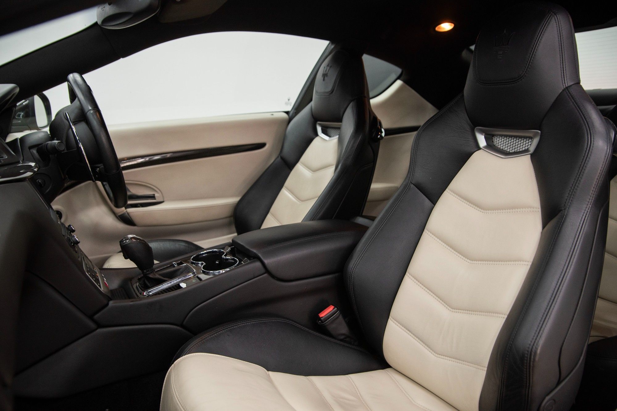 USED 2016 16 MASERATI GRANTURISMO 4.7 V8 Sport Coupe  