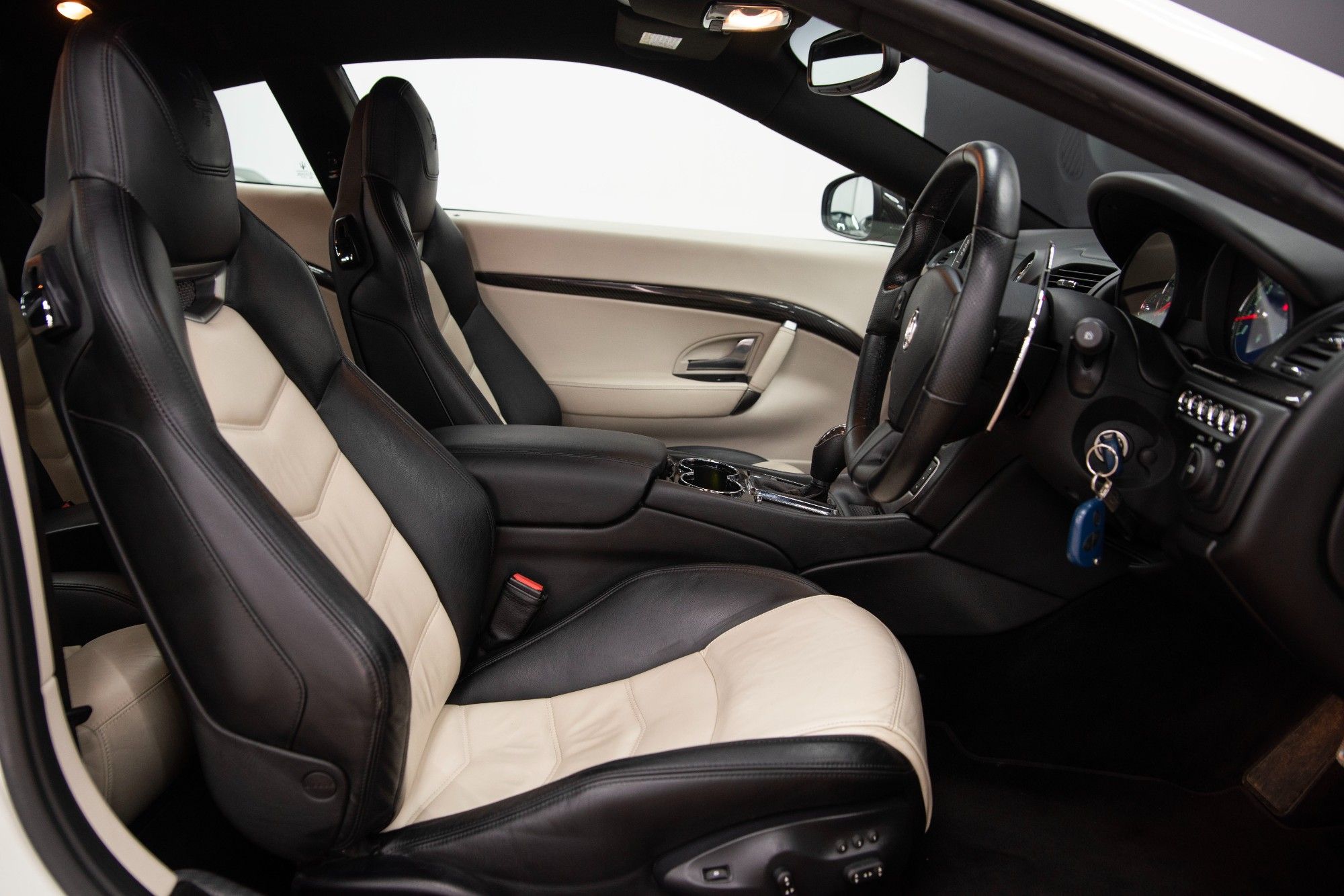 USED 2016 16 MASERATI GRANTURISMO 4.7 V8 Sport Coupe  