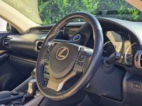 USED 2013 63 LEXUS IS 2.5 300h Premier Saloon 4dr Petrol Hybrid E-CVT Euro 5 (s/s) (223 ps) HIGH SPEC | MARK LEVINSON