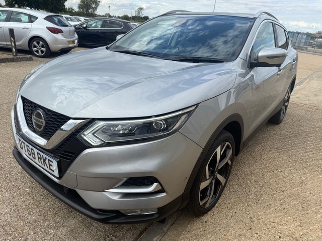 2019 NISSAN QASHQAI 1.3 DIG-T Tekna SUV 5dr Petrol Manual Euro 6 (s/s) (140 ps) - Photo 4