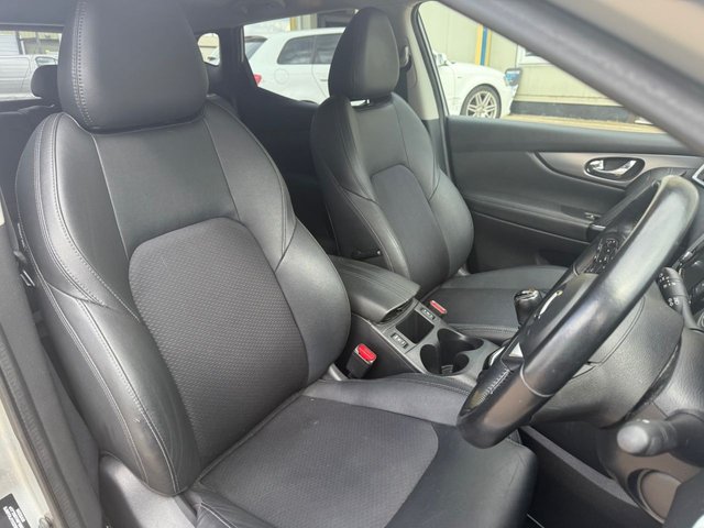 2019 NISSAN QASHQAI 1.3 DIG-T Tekna SUV 5dr Petrol Manual Euro 6 (s/s) (140 ps) - Photo 11