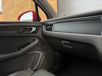 USED 2021 21 PORSCHE MACAN 2.0T SUV 5dr Petrol PDK 4WD Euro 6 (s/s) (245 ps) 