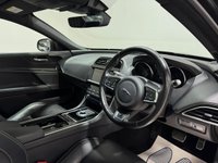 USED 2018 68 JAGUAR XE 2.0i GPF R-Sport Saloon 4dr Petrol Auto Euro 6 (s/s) (200 ps) APPLE CARPLAY | HEATED SEATS | NATIONWIDE DELIVERY