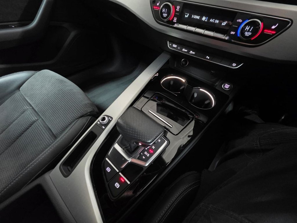 USED 2021 21 AUDI A4 2.0 TDI 35 S line Saloon 4dr Diesel S Tronic Euro 6 (s/s) (163 ps) Sensors - Bluetooth - SatNav!